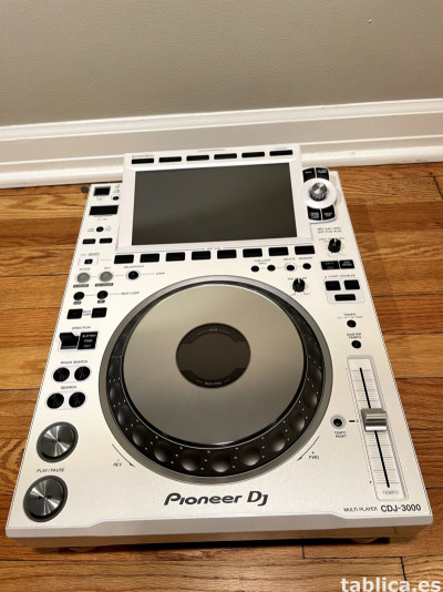 pioneer cdj 2000nxs2, pioneer djm 900nxs2, pioneer djm-v10