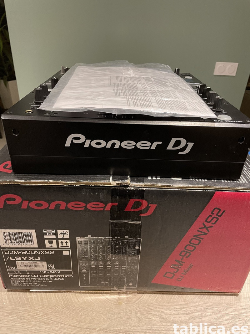 Pioneer CDJ-3000, Pioneer CDJ 2000NXS2, Pioneer DJM 900NXS2 3